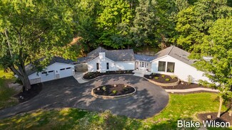 1370 Cramton Ave NE, Ada, MI 49301