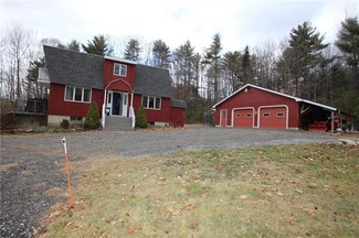 664 Middle Rd, Sabattus, ME 04280