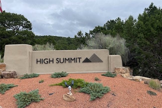 1071 S Summit Ridge, Santa Fe, NM 87501