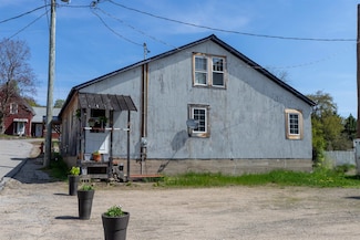 18 State St, Northumberland, NH 03582