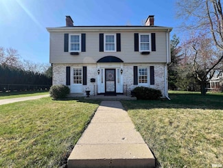 308 W Crestwood Dr, Peoria, IL 61614