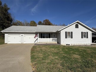 11 Osage Cir, Perryville, MO 63775