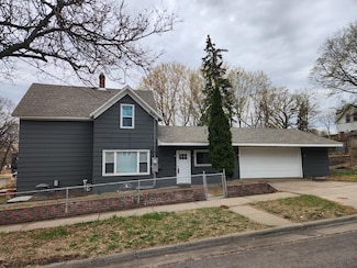 983 Marion St, Saint Paul, MN 55117