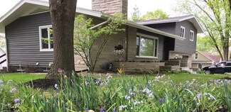 918 N Park St, Richland Center, WI 53581