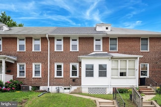 517 Jansen Ave, Essington, PA 19029