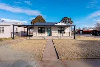321 E 16th St, Littlefield, TX 79339