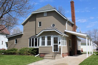 1119 9th St, Nevada, IA 50201