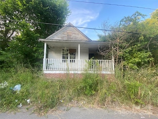 921 Loft Ln, Lancaster, SC 29720