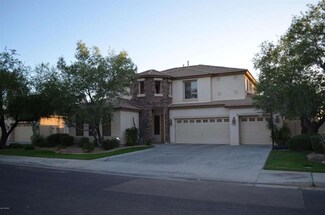 6420 S Emerald Dr, Chandler, AZ 85249