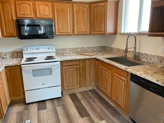 2622 B St, Selma, CA 93662