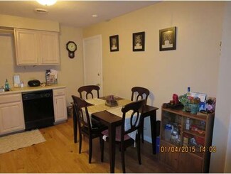 92 Beacon St Unit 5, Lawrence, MA 01843