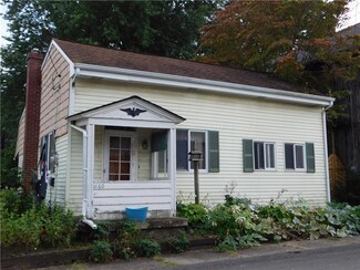 160 2nd St, Blawnox, PA 15238