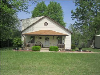8256 S State Road 257, Stendal, IN 47585