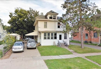 420 N Gilbert St, Iowa City, IA 52245