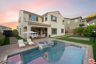 24236 W Stone Bend Ln, Canoga Park, CA 91304