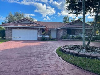 4955 NW 84th Rd, Coral Springs, FL 33067