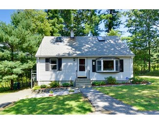 34 Mill St, Burlington, MA 01803