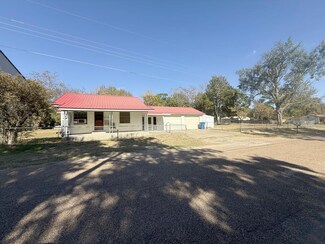 109 E Scruggs St, Trinidad, TX 75163
