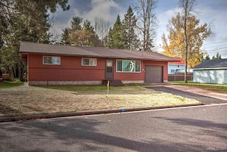 817 E Margaret St, Ironwood, MI 49938