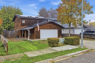 650 Sarah Ln, Eagle Point, OR 97524