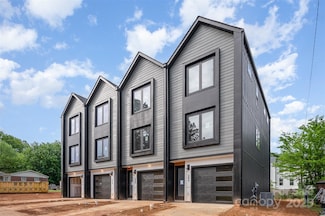 216 Mattoon St, Charlotte, NC 28273