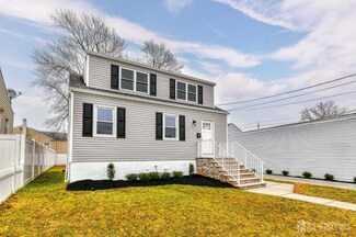 10 Hagaman St, Port Reading, NJ 07064