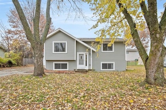 110 Cherry St, Norwalk, IA 50211