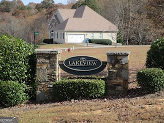 136 Lakeview Way, Baldwin, GA 30511