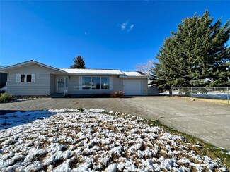 625 N 12th St, Livingston, MT 59047