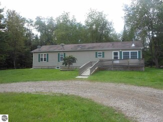 1839 Wiltse Rd, Lupton, MI 48635