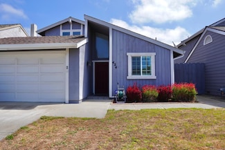 424 Brighton St, Salinas, CA 93907