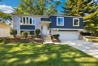 8108 Gatewood Ln Unit 2, Woodridge, IL 60517