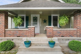 2211 S Andrews Rd, Yorktown, IN 47396