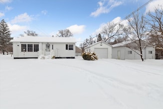 6160 Grange Ave, Kalamazoo, MI 49048