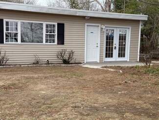 62 Barlow Ave, West Wareham, MA 02576