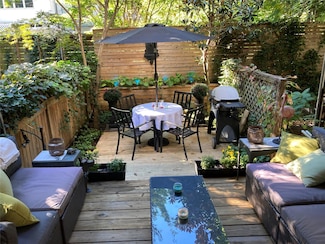 242 Baltic St Unit 12, Brooklyn, NY 11201