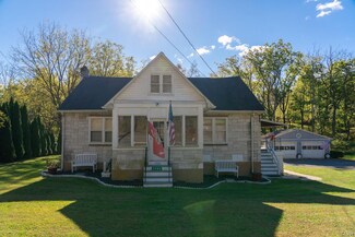 1752 Neffs Laurys Rd, Slatington, PA 18080