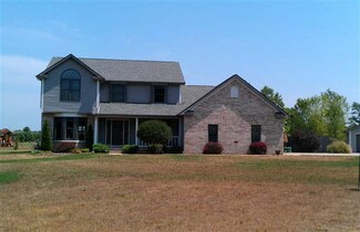 10459 S Black Locust Ct, Brookston, IN 47923
