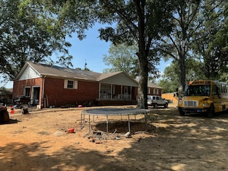 375 Spout Springs Rd, Muscle Shoals, AL 35661