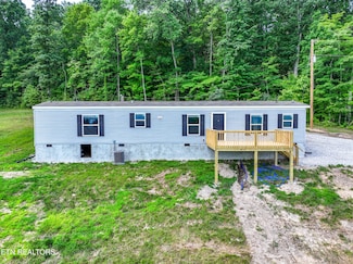 750 Bethlehem Rd, Lafollette, TN 37766