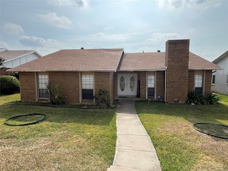 1810 Red Oak Ln, Carrollton, TX 75007