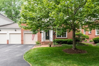 1359 White Oak Ln Unit 1359, New Albany, OH 43054