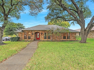 6601 Warm Breeze Ln, Dallas, TX 75248