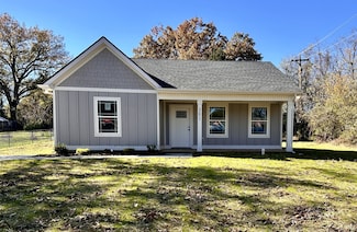 301 Durrett St, Springfield, TN 37172