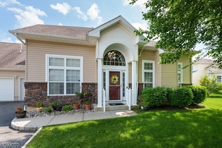 704 Schindler Dr, South Brunswick Township, NJ 08852