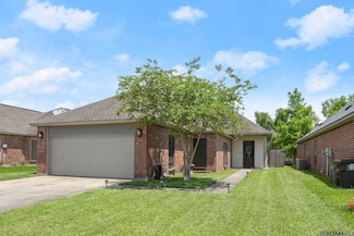 2975 Nicholson Lake Dr, Baton Rouge, LA 70810