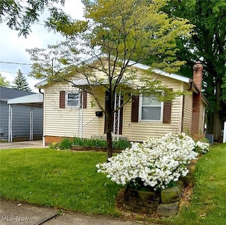 564 Stephens Rd, Akron, OH 44312