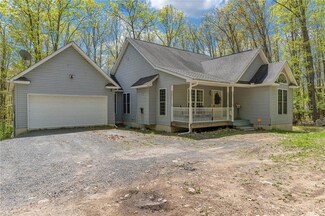 1239 Scenic Dr, Kunkletown, PA 18058
