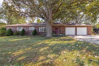 28804 Rachel Ln, Richland, MO 65556