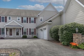 1935 Preserve Ln, Palmyra, PA 17078